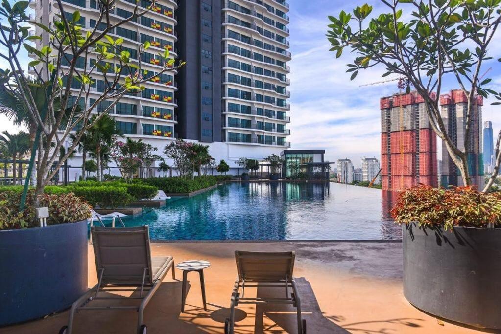 10Mins To Klcc W Lrt+Mall+Netflix Muji Urban Kuala Lumpur Exterior foto