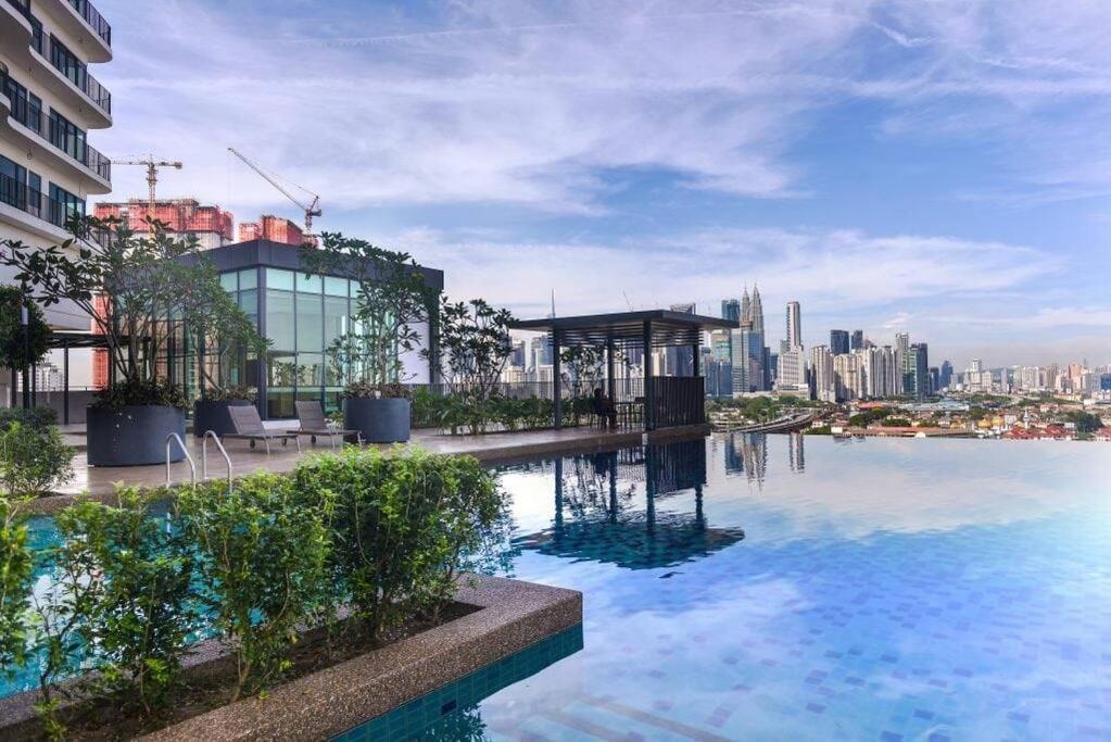 10Mins To Klcc W Lrt+Mall+Netflix Muji Urban Kuala Lumpur Exterior foto